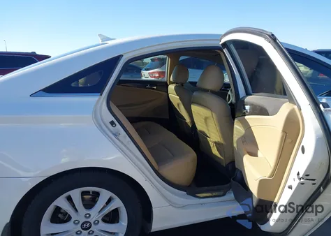 2011 Hyundai Sonata Limited z USA, uszkodzony, nr VIN 5NPEC4AC6BH150746